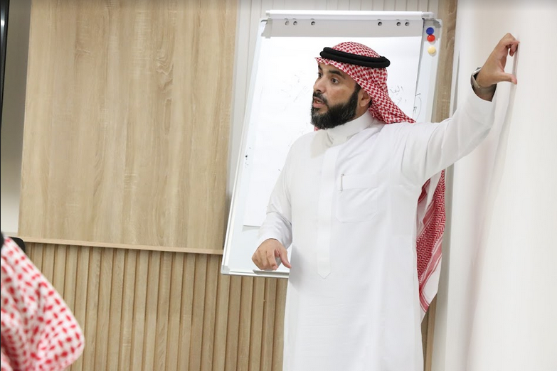 Consultant Nashmi Al- Harbi's visit to the Safe Supply Company